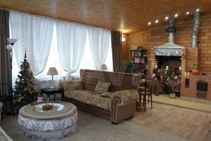 Дом 280 м² на участке 12,5 сот.