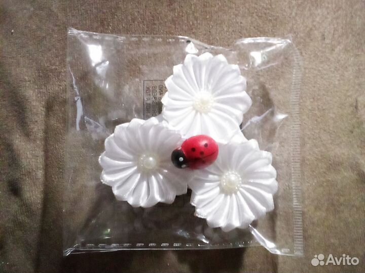 Заколка на лето