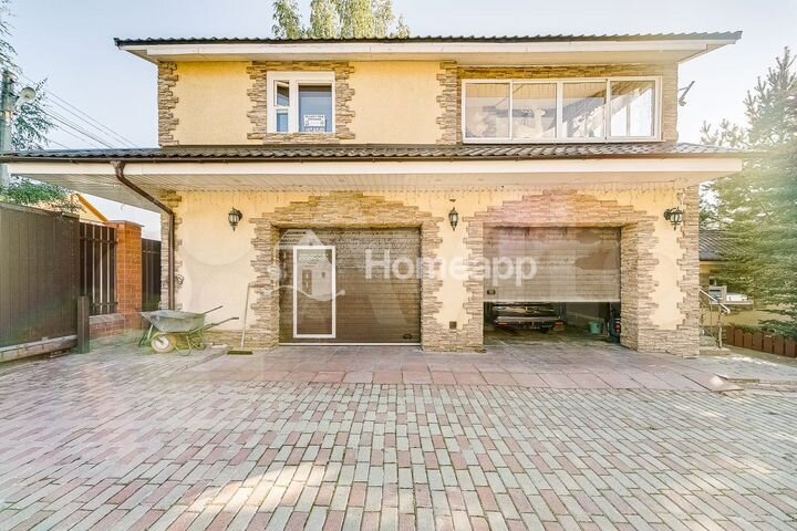 Дом 150 м² на участке 16 сот.