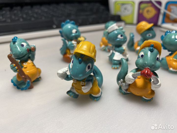 Киндеры 90-х гномы и дино