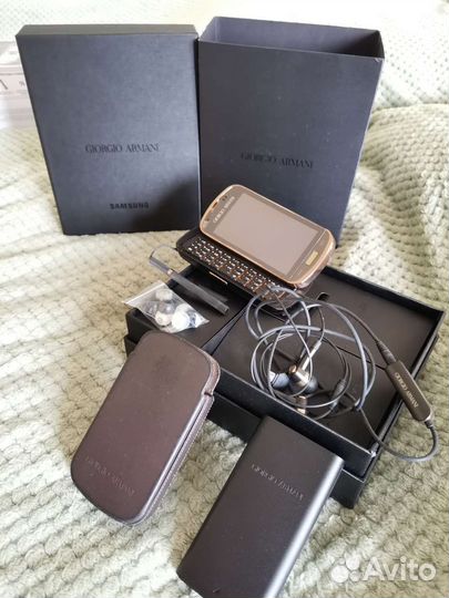 Samsung Giorgio Armani GT-B7620, 8 ГБ