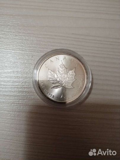 Монета 5долларов