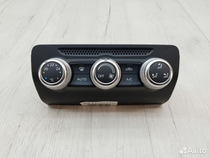Блок управления климат-контролем Audi A1 8X1 1.4 c