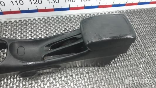 Подлокотник центральный nissan almera N16 (XBN12IX01)