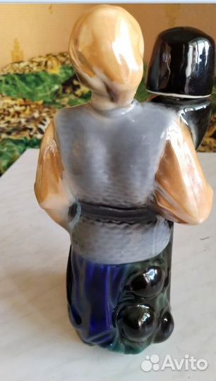 Бутыль Казак Фарфор статуэтка