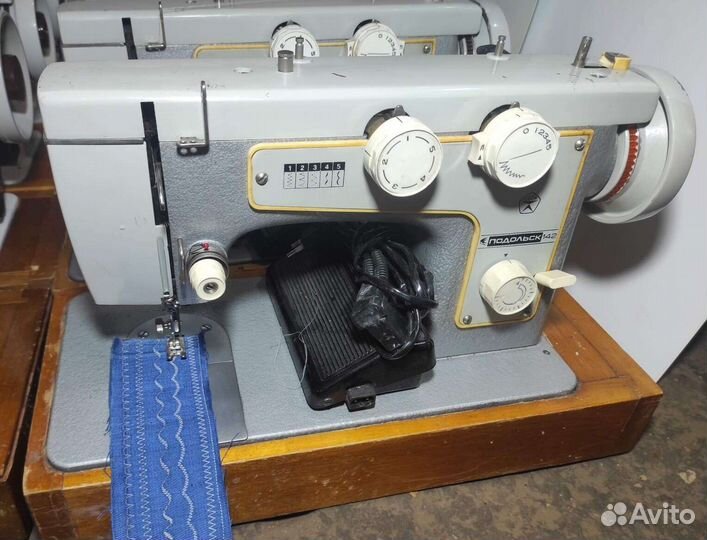 Швейная машина Подольск 142