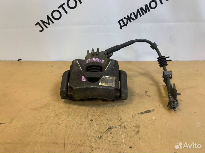 Суппорт тормозной передний левый Peugeot 3008