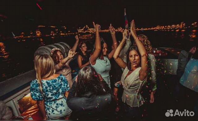 Вечеринка на яхте