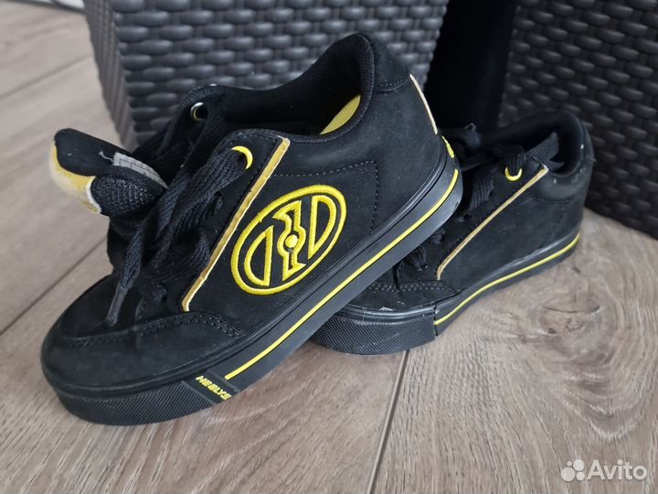 Кроссовки heelys