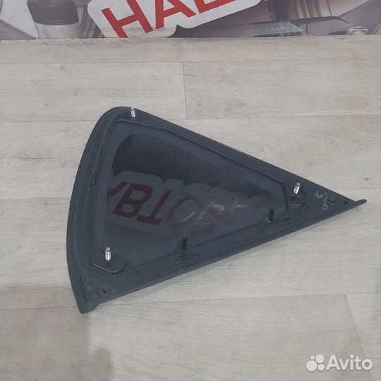 Форточка двери задняя правая Hyundai Solaris