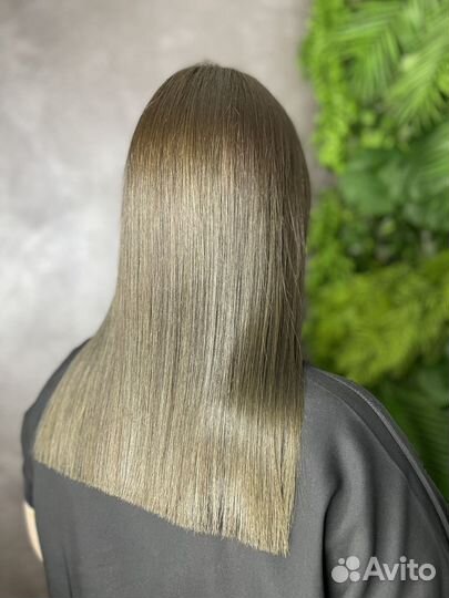 Кератиновое выпрямление волос