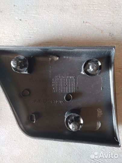 Молдинги переднего крыла пежо партнёр м 59