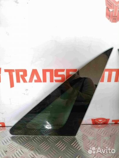 Стекло боковое заднее правое Форд Фокус 1