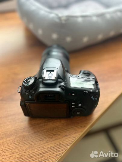 Зеркальный фотоаппарат canon 60d