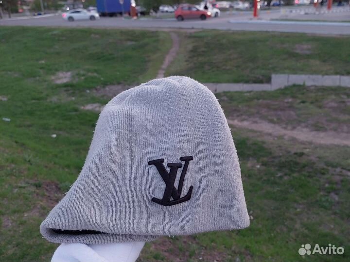 Шапка луи виттон
