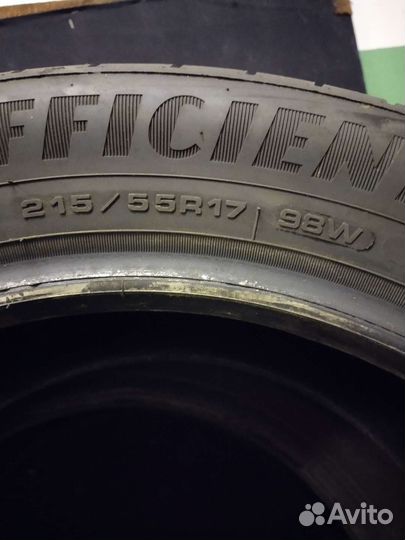Goodyear EfficientGrip 215/55 R17 98W