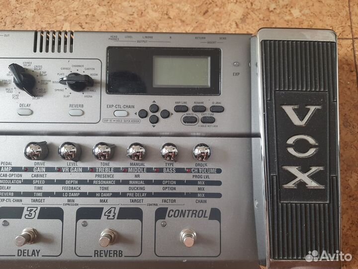 Гитарный процессор VOX Tonelab LE на лампе 12ах7