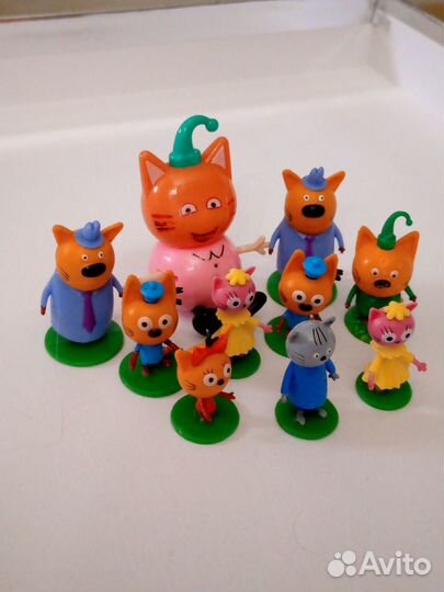 Киндер-сюрприз фигурки 