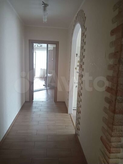 2-к. квартира, 51 м², 4/9 эт.