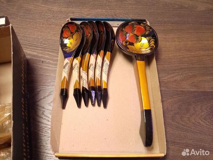 Набор столовой посуды хохлома без 1 тарелки