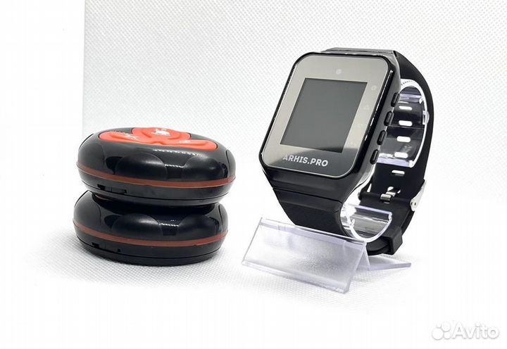 Кнопка вызова официанта с часами для кафе, баров