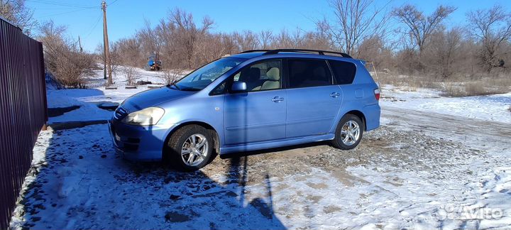 Toyota Ipsum 2.4 AT, 2005, 328 000 км