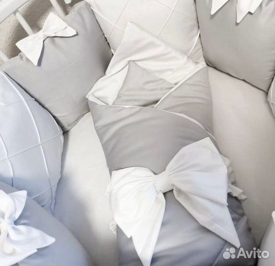 Бортики в детскую кроватку новые