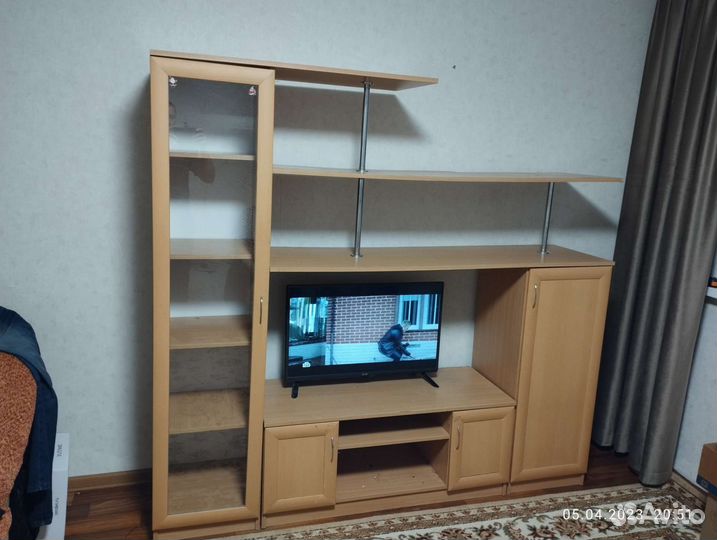 Стенка горка в гостиную бу