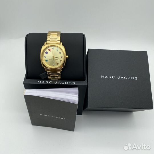 Наручные женские часы marc jacobs