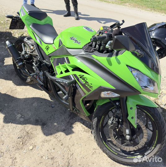 Kawasaki ninja 300EX