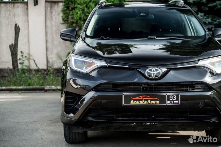 Toyota RAV4 2.5 AT, 2016, 92 000 км