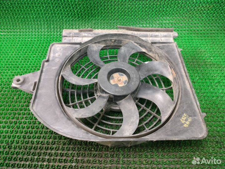 Вентилятор радиатора Kia Rio 2004
