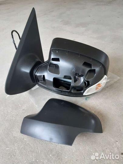 Зеркало левое renault Logan Sandero II