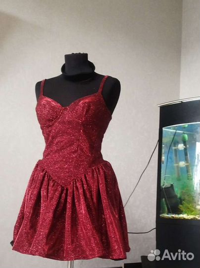 Вечернее платье