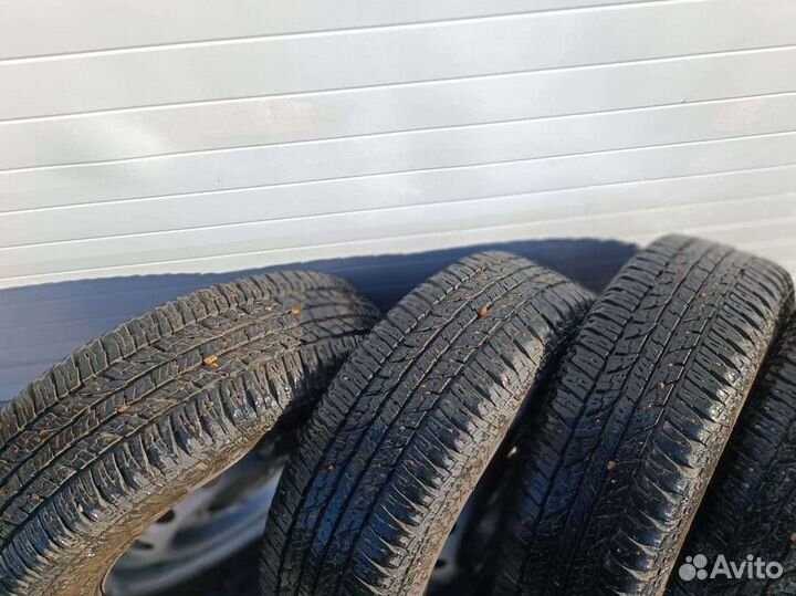 Yokohama GEOLANDAR G015 205/70 R15 98T