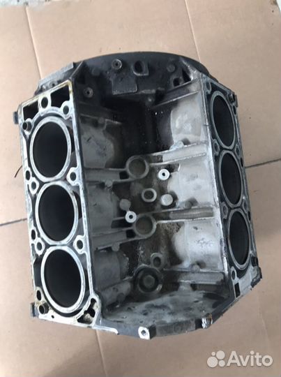 Блок цилиндров Мерседес M272 3.5 (1164)