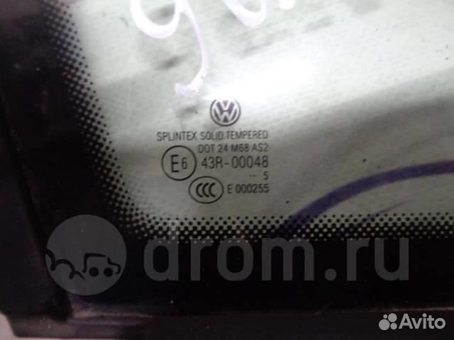 Стекло кузовное глухое правое VW Golf V Plus 2005