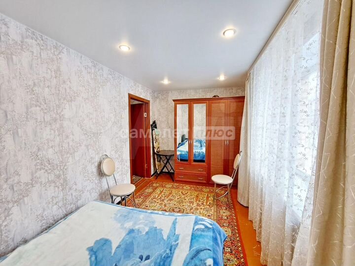 2-к. квартира, 40 м², 1/5 эт.