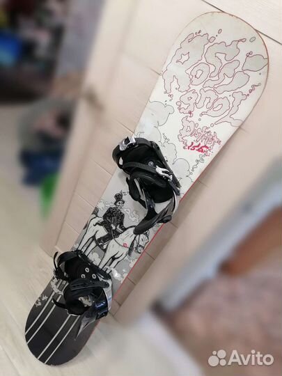 Сноуборд с креплениями 156