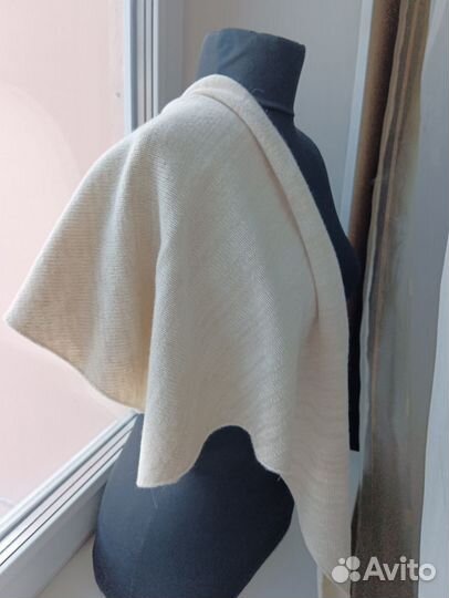 Шарфы платки палантины новые