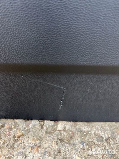 Подлокотник Renault Arkana JC2D H5HA450 2019