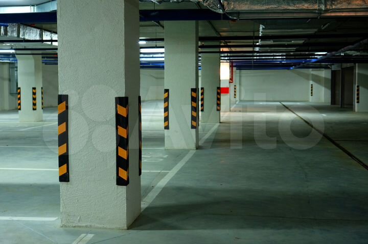 Машиноместо, 14 м²