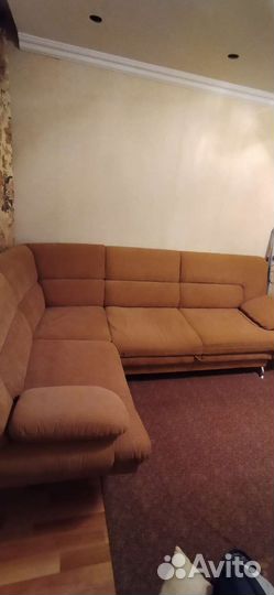 Большой угловой диван бу