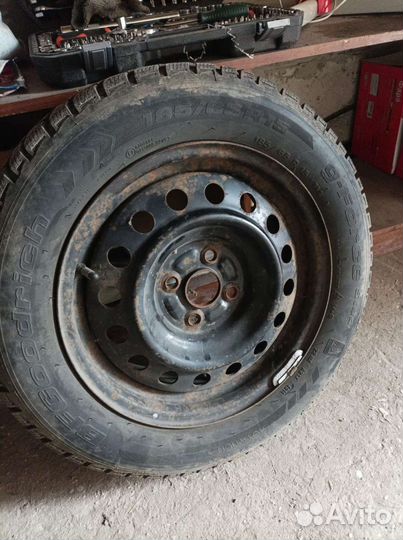 Bfgoodrich G-Force Stud 185/65 R15 88T