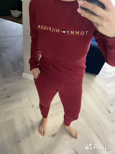 Tommy hilfiger костюм