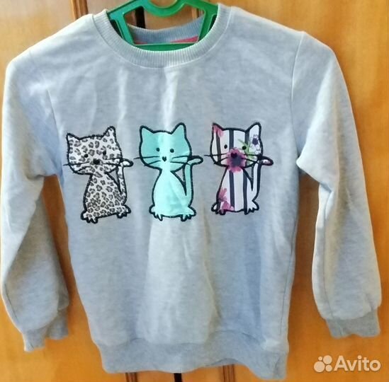 Одежда на девочку 3-4 года (Кофта,платье)