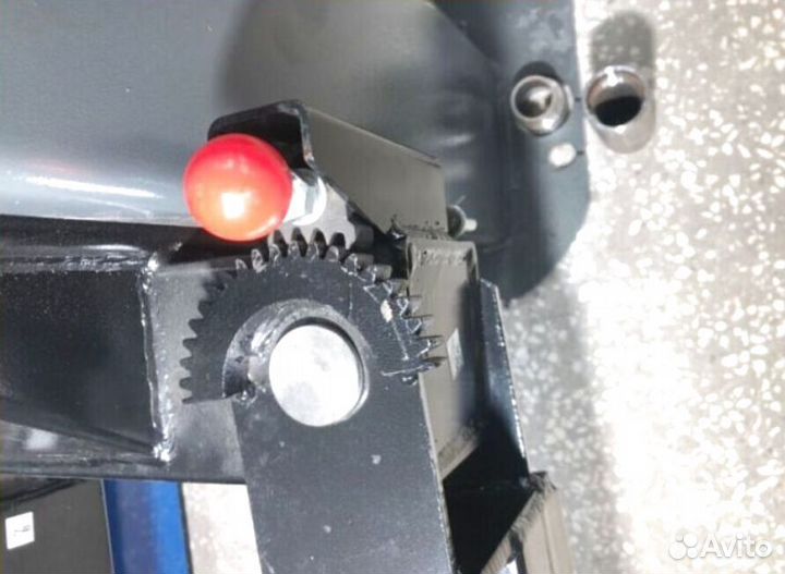 Подъемник автомобильный гидравлический