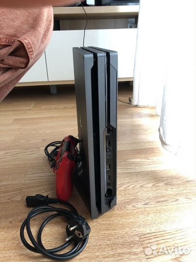 Sony playstation 4 PS4 pro 1tb