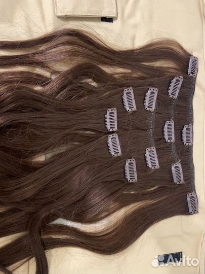 Волосы на заколках