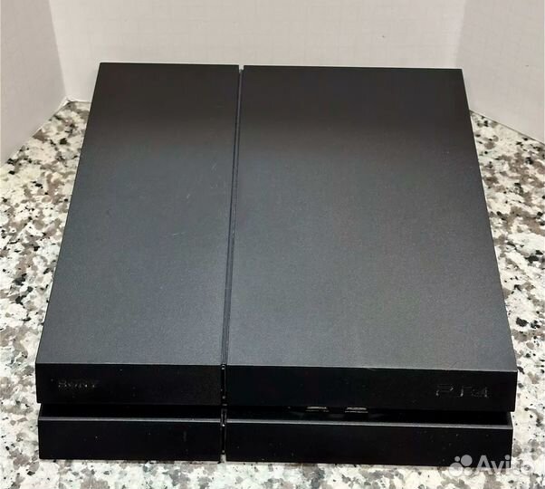 Sony PlayStation 4 1TB CUH-1208B